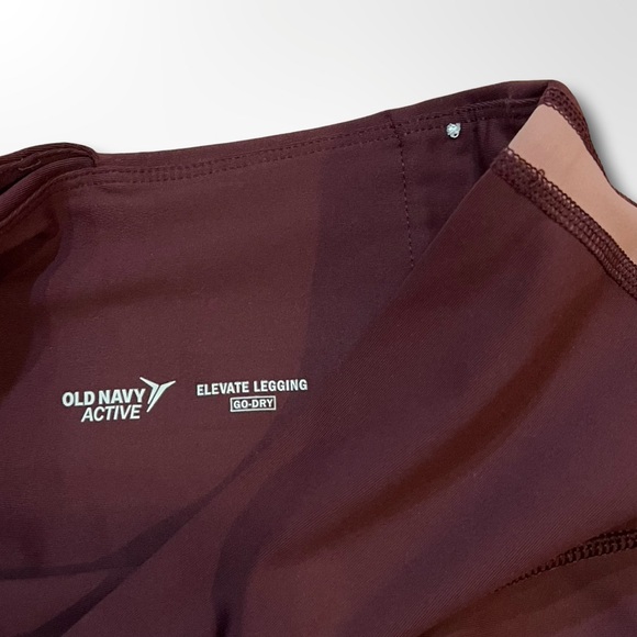 Old Navy High-Waisted Elevate Powersoft Color-Blocked 7/8 Leggings Size Small - Picture 4 of 5